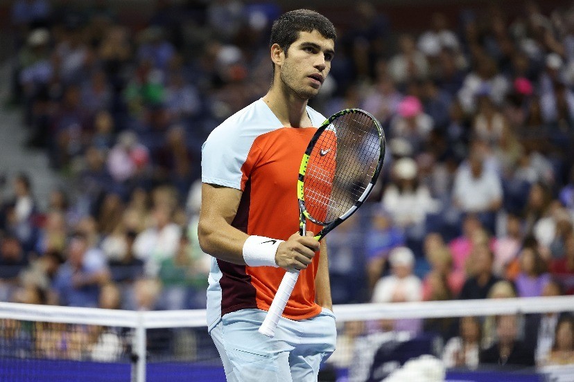 通过前场抢 通过前场抢